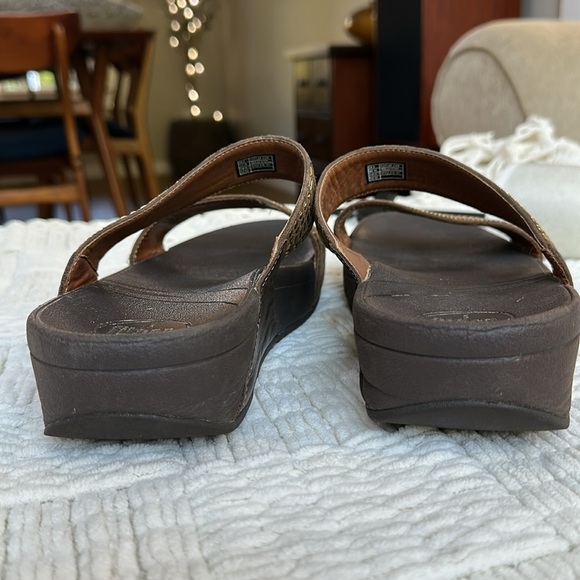 Fitflop “Kaia Croc” shiny gold embellished flip flop sandal - Picture 7 of 13